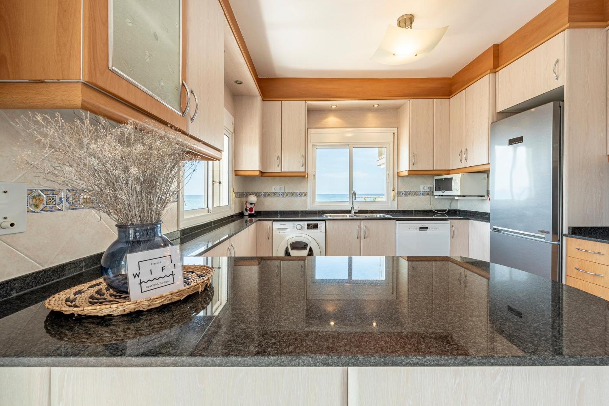 קמברילס Apartamento Frente Al Mar מראה חיצוני תמונה